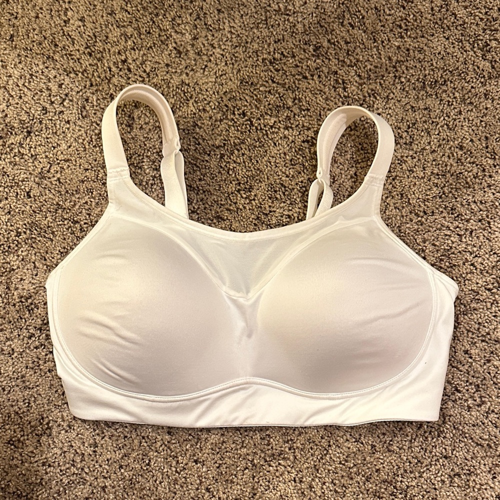CALIA by Carrie Underwood Cream Sports Bra